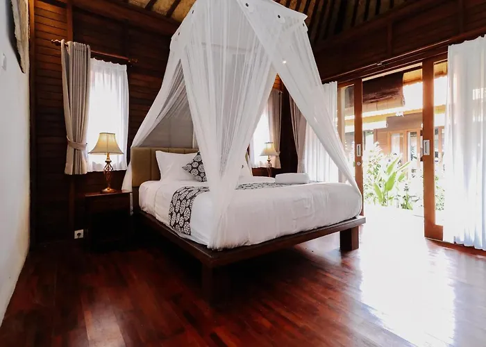 Orman Evi The Lavana Jhonny Kibung Nusa Lembongan