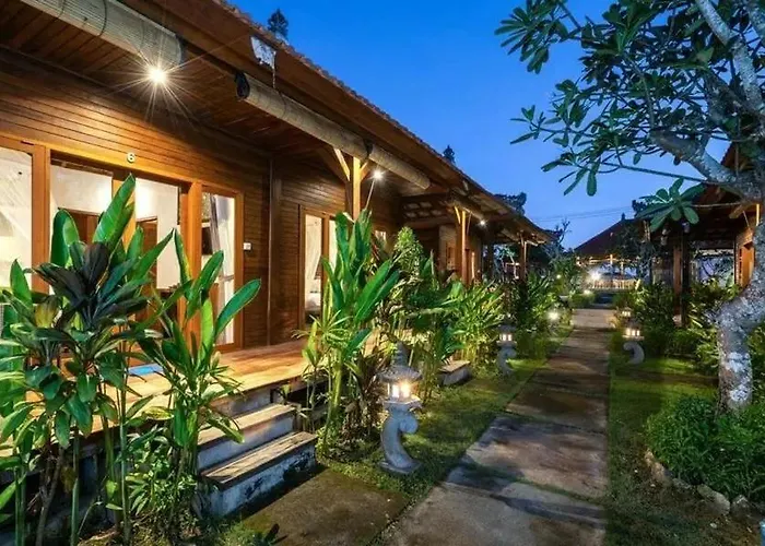 The Lavana Jhonny Kibung Nusa Lembongan